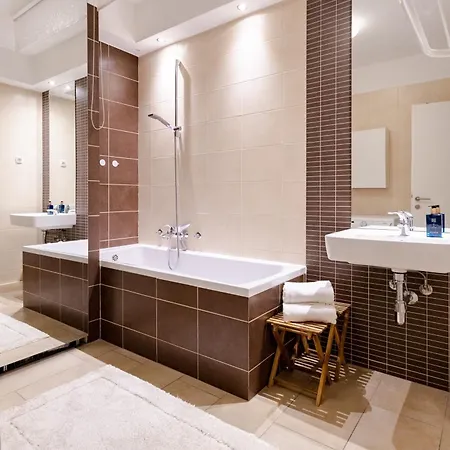 Waterfall - Cozy Mountain Retreat Apartmán *