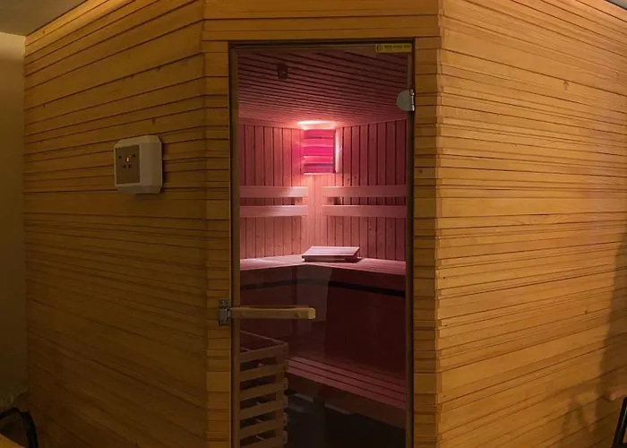 Waterfall - Cozy Mountain Retreat